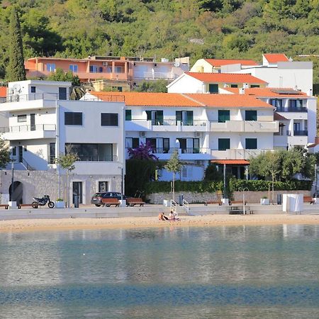 Apartments By The Sea Igrane, Makarska - 6653 Buitenkant foto