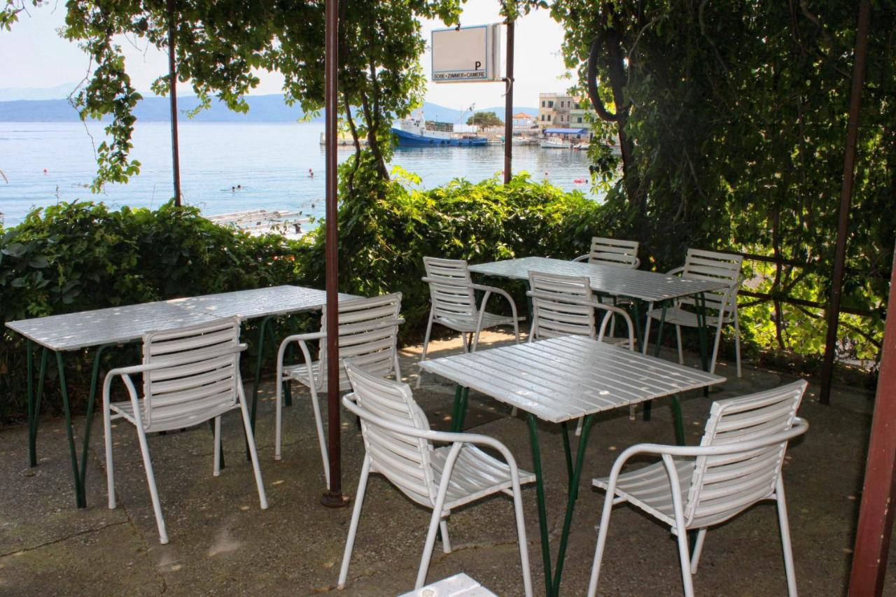 Apartments By The Sea Igrane, Makarska - 6653 Buitenkant foto