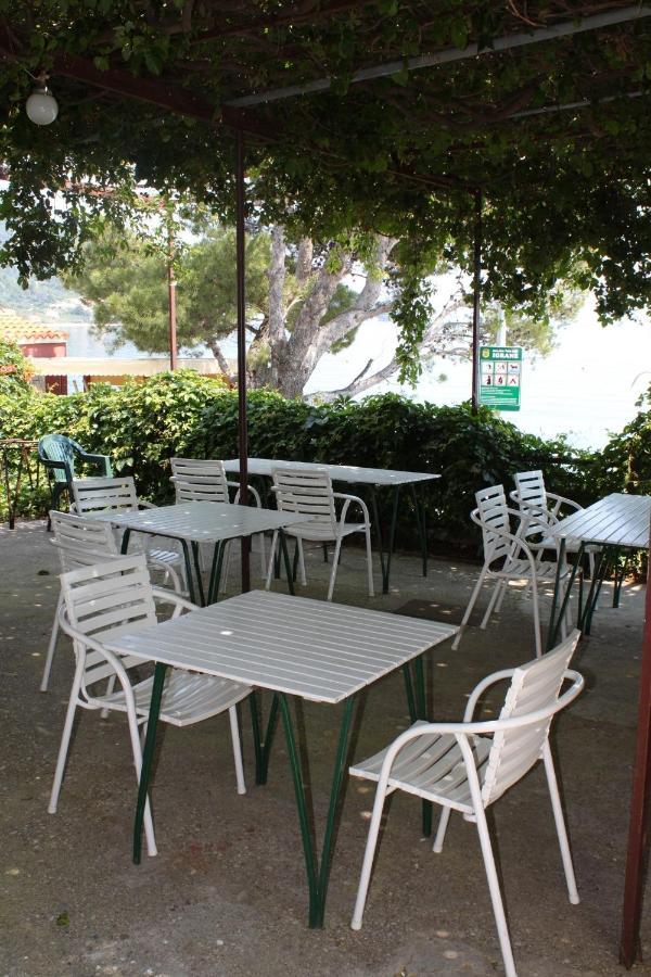 Apartments By The Sea Igrane, Makarska - 6653 Buitenkant foto