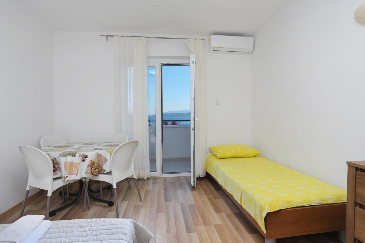 Apartments By The Sea Igrane, Makarska - 6653 Buitenkant foto