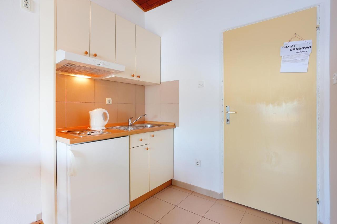 Apartments By The Sea Igrane, Makarska - 6653 Buitenkant foto
