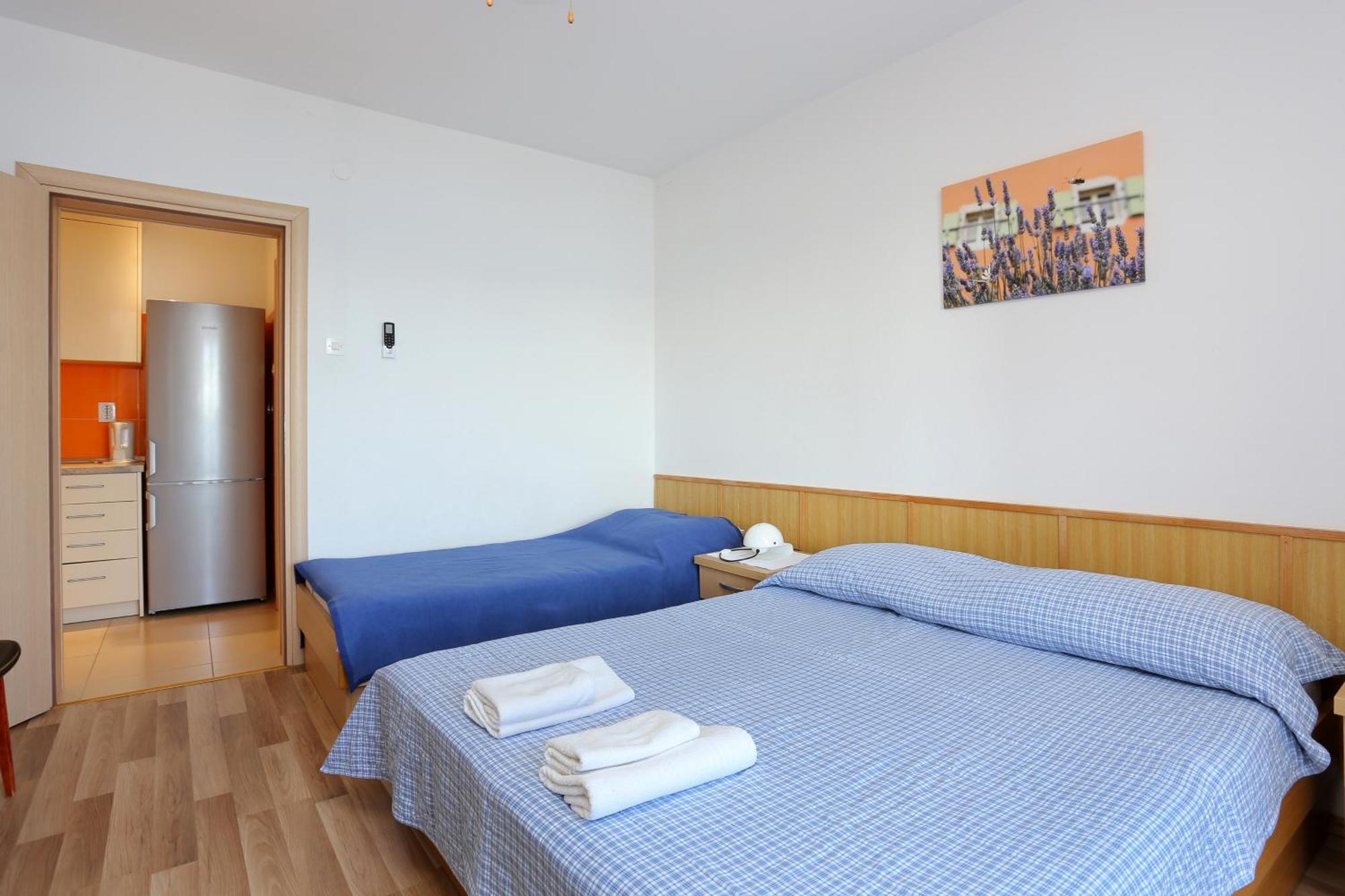 Apartments By The Sea Igrane, Makarska - 6653 Kamer foto
